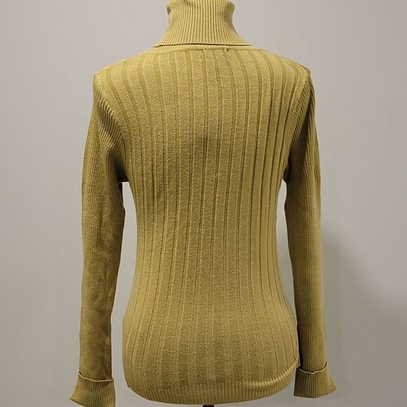 ⭐2/$20⭐Costa Blanca Golden Turtleneck sz S - Picture 3 of 4